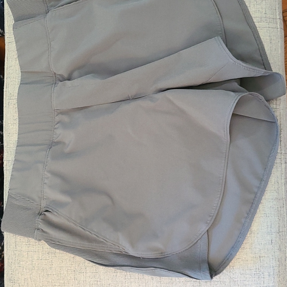 Running shorts